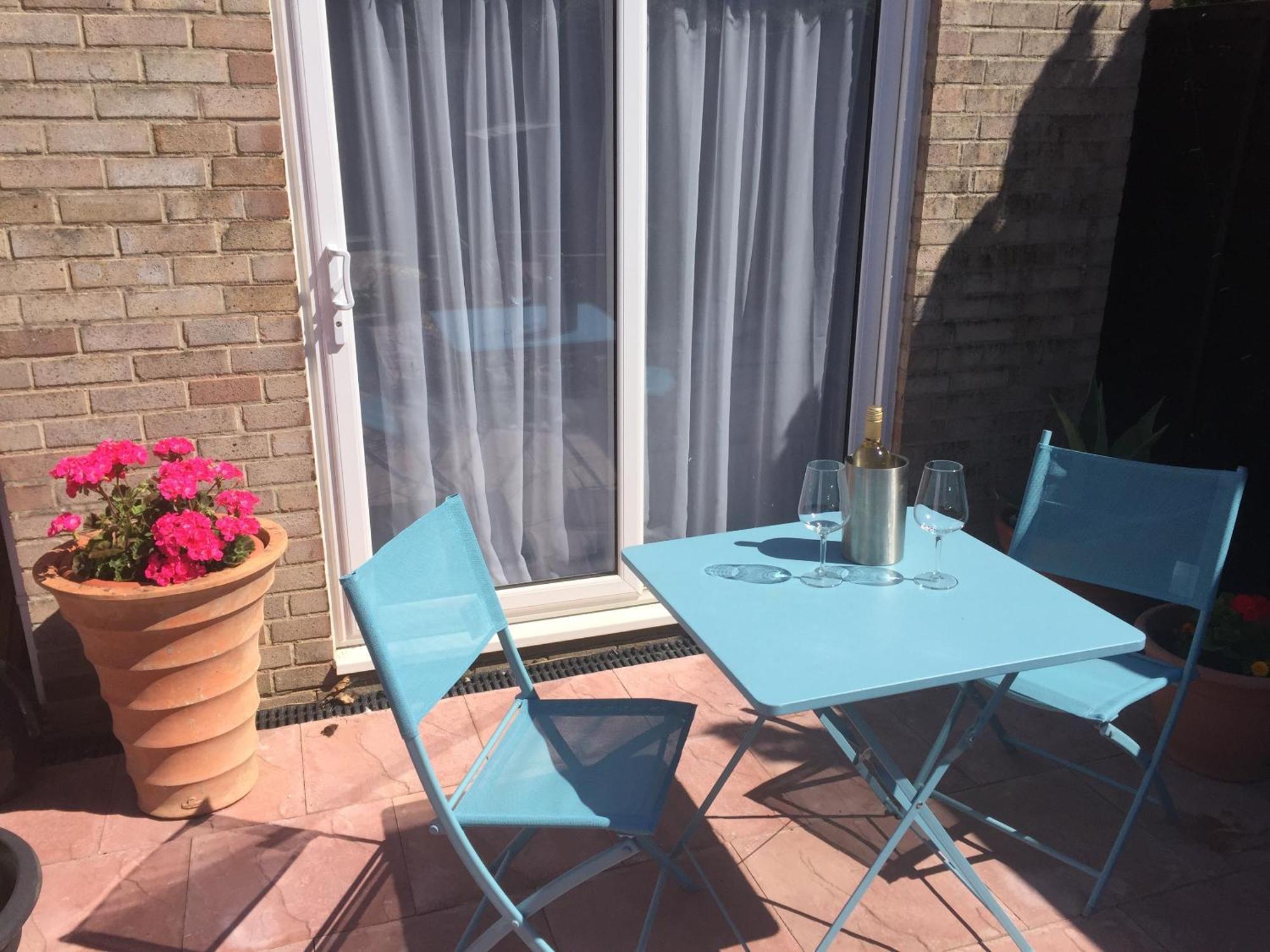 Basingstoke En Suite Room In Garden Annex Chambre photo