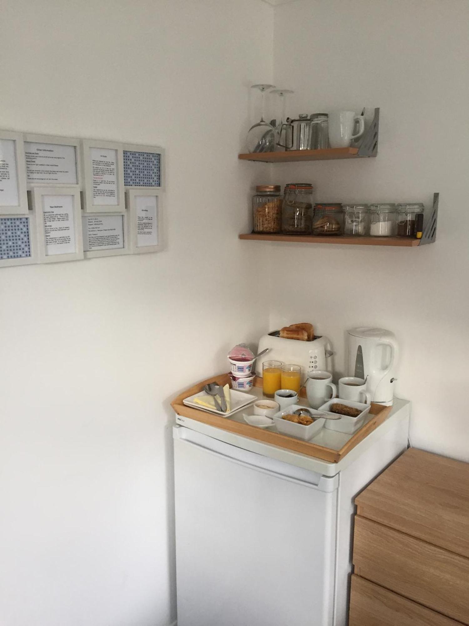 Basingstoke En Suite Room In Garden Annex Extérieur photo